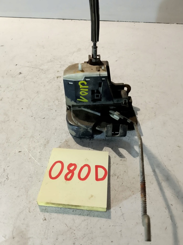 Купити Toyota yaris 69206-52010 ручка внутрішня ліва