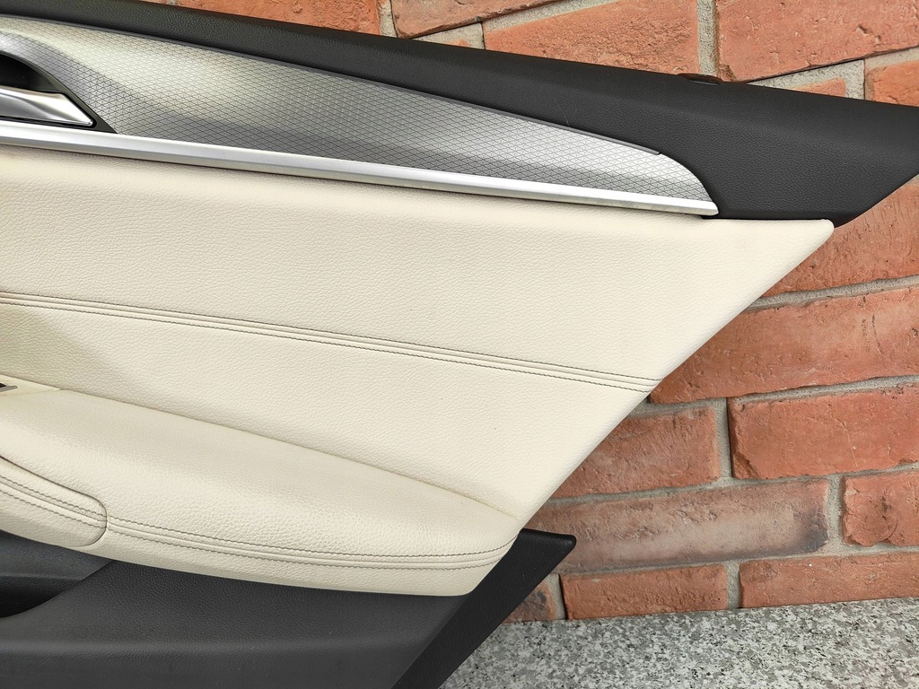 фото №6, Обивка обшивка дверь правый задняя bmw 5 g30 g31 m5 f90 elfenbeinweiss