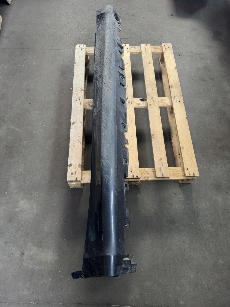 фото №1, Bmw x5 f15 молдинг порог правая 8054034