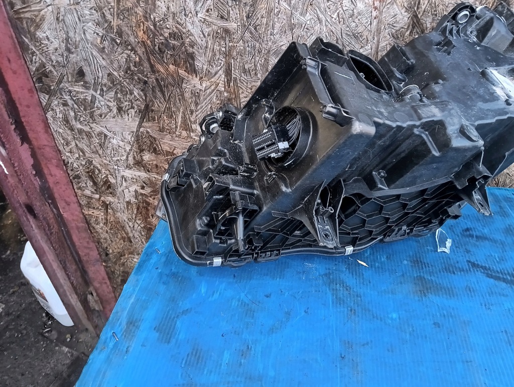 Bmw x3 g01 x4 g04 фара перед передняя правый  full led адаптивный 8496824 с Разборки