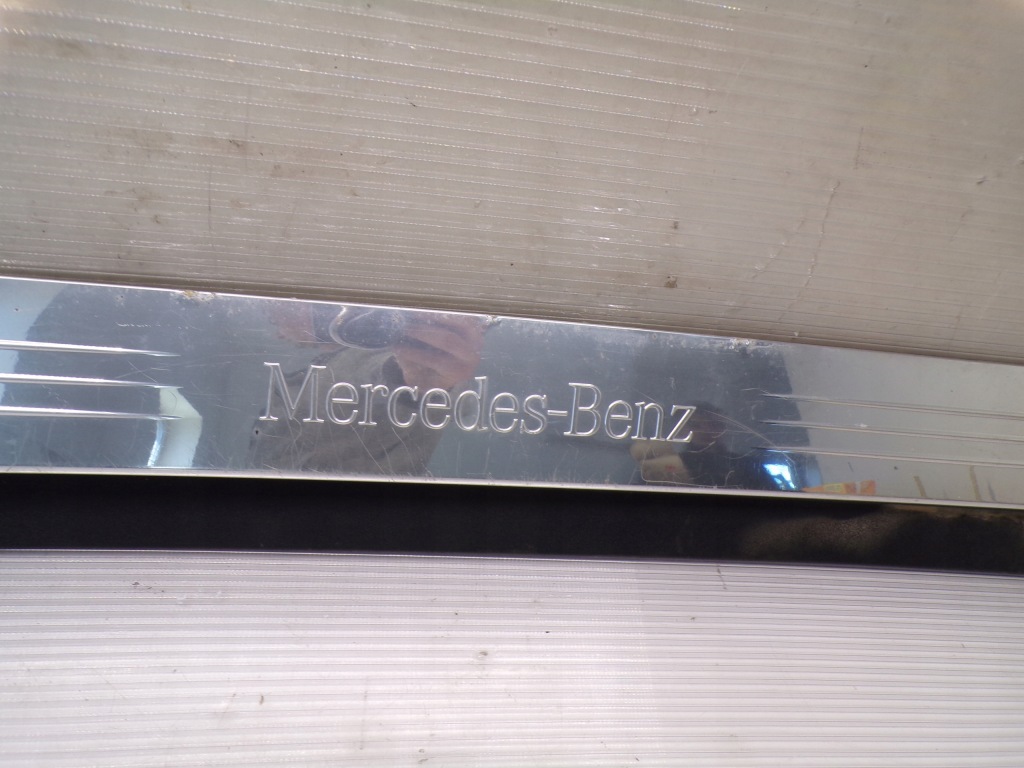 Молдинг поріг dekor ліва mercedes sl r 230 Ціна