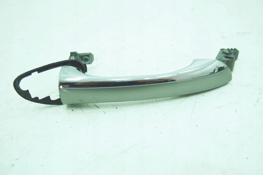 Купити Ручка двері правий оригінальний номер - mercedes cl w215