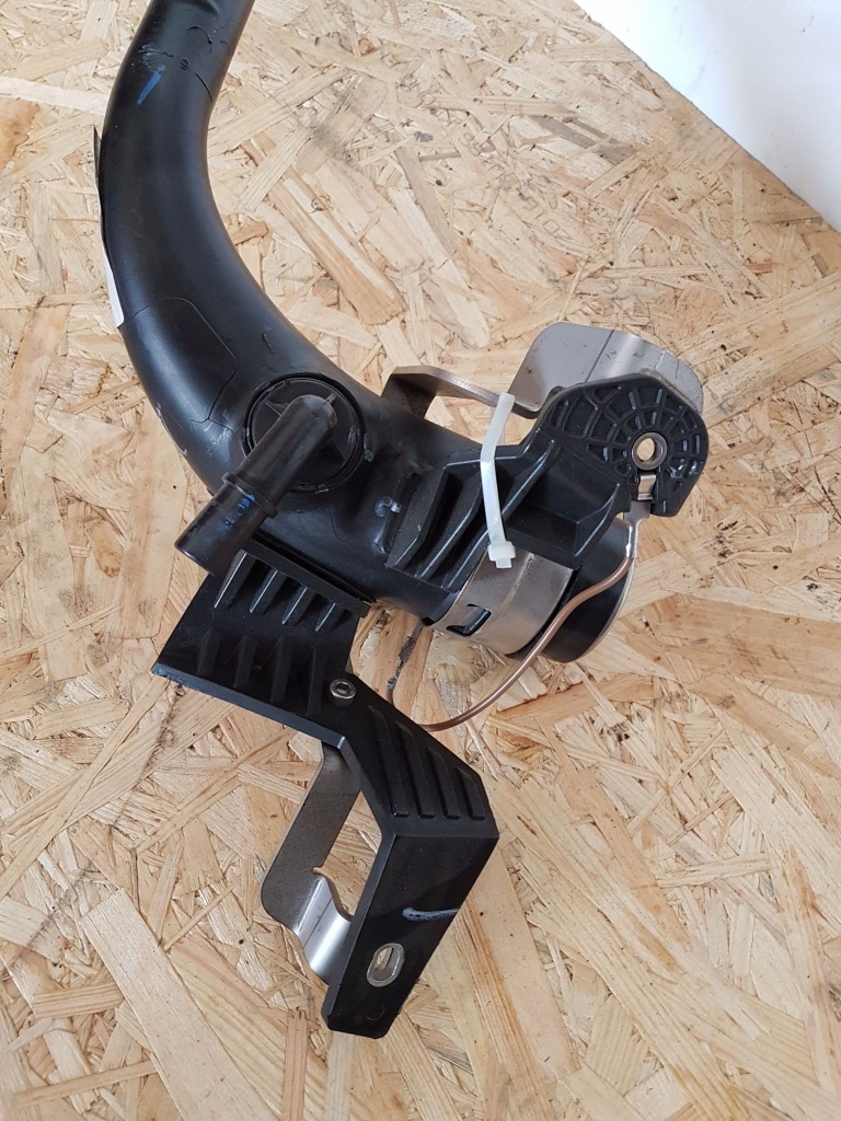 фото №7, 2020 citroen c5 aircross заливна горловина пального 50010072000