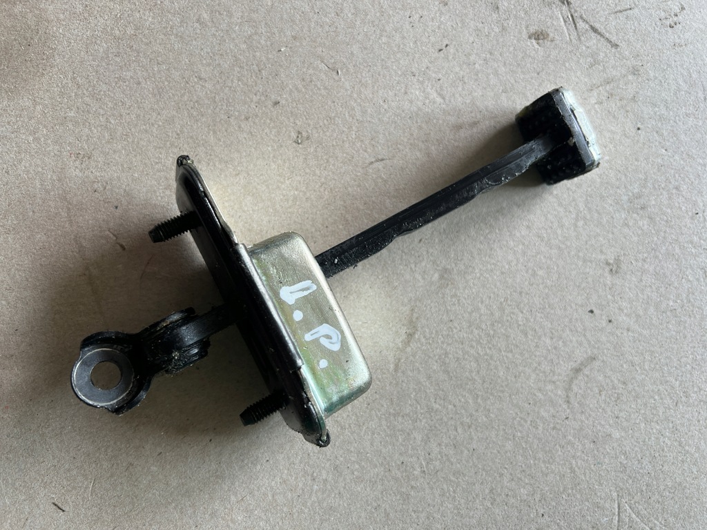 фото №1, Kia proceed 18- ограничитель дверь левый перед