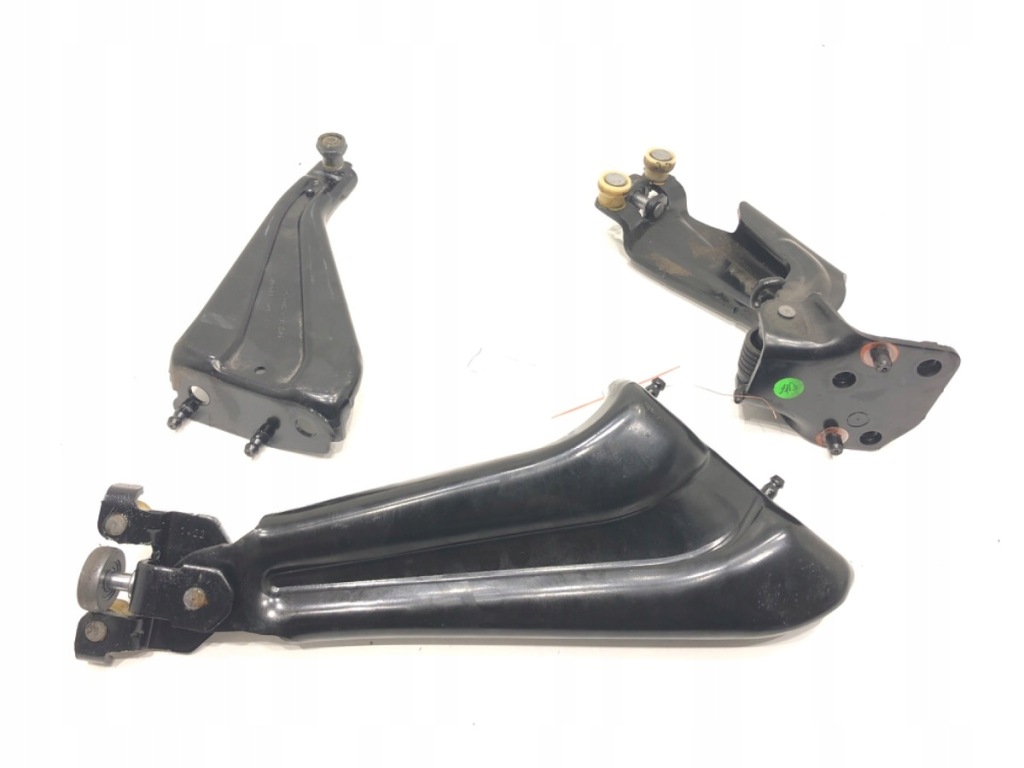 Купить Направляющие дверь задний  левая toyota proace 1.5 d-4d 130 [131 km] 2019 - 2022