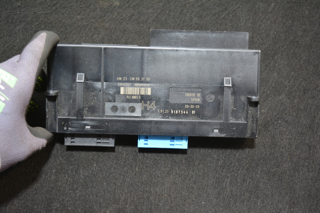 фото №1, Bmw 3 e91 fl модуль комфорта 9187544-01