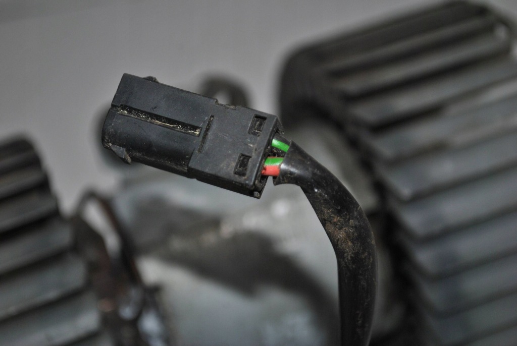 Повітродувка обдув simens 1bb52 bmw e39 Доставка