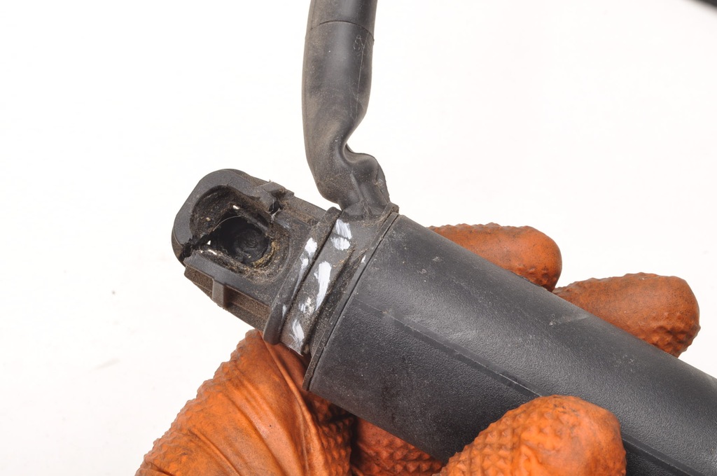 фото №5, Volvo xc60 i привод амортизатор крышки 31352186 правый