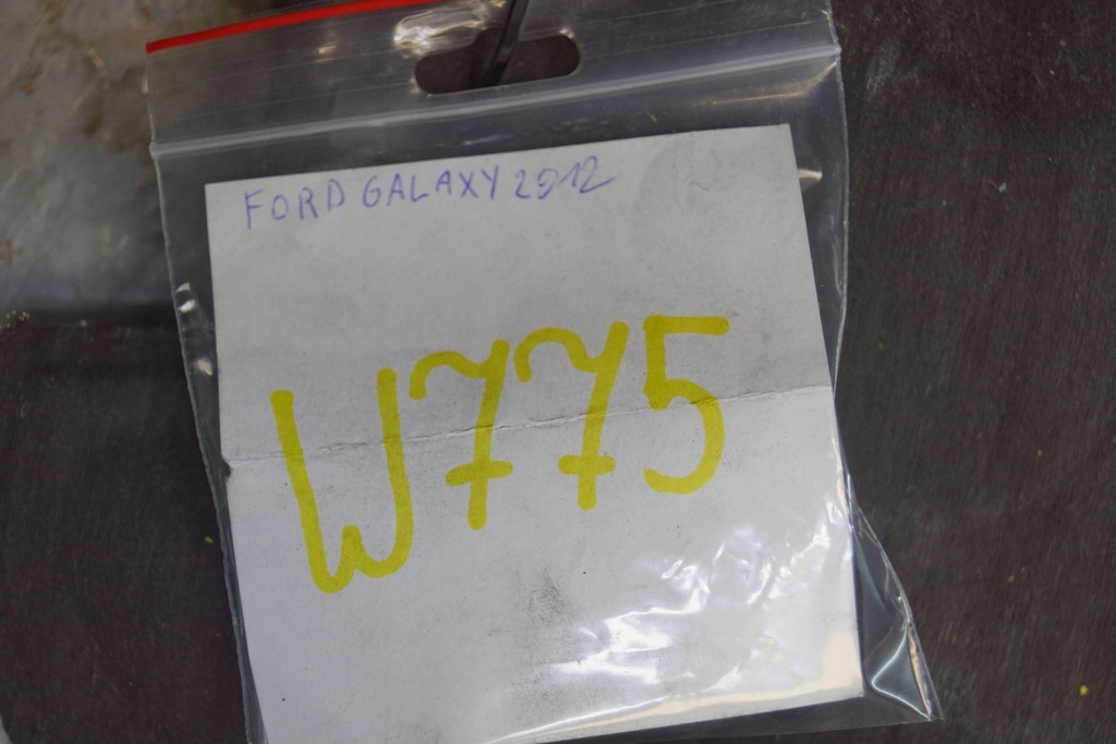 фото №16, Ford galaxy mk2 шумоізоляція капот + кліпси am21-u16746-aa w775