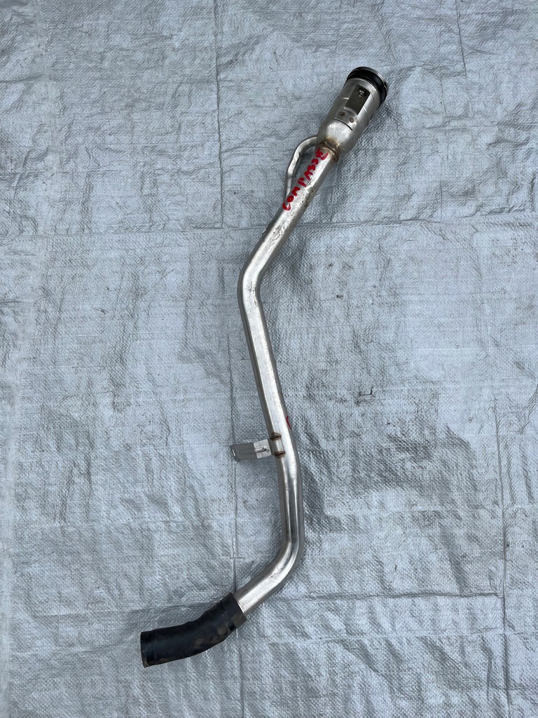 фото №1, Jeep compass ii заливная горловина топлива бензин 21r