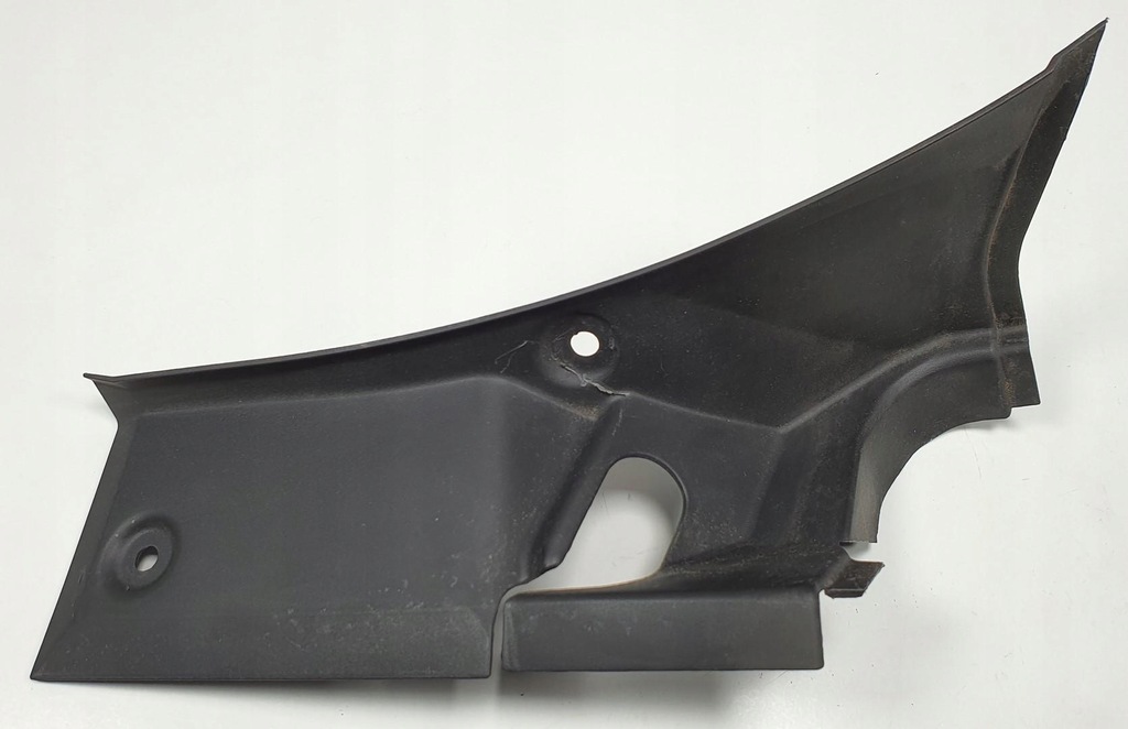 фото №1, Защита петля крышки левая mercedes r-kl w251