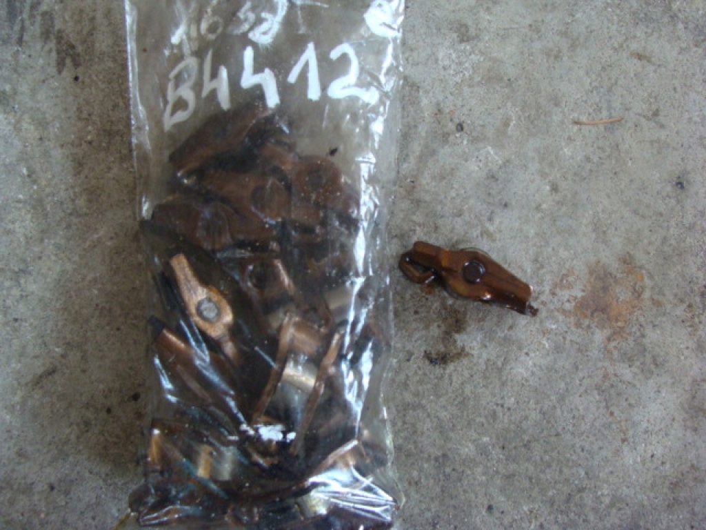 фото №1, Dźwignienka клапанів renault laguna 1,8b 01r