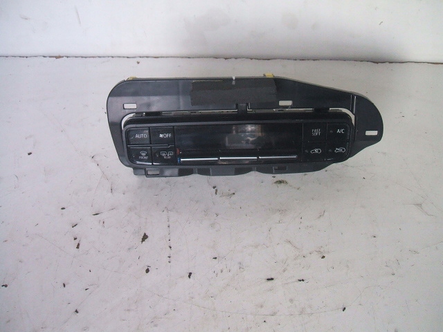 фото №1, Toyota auris ii панель кондиціонера обдув