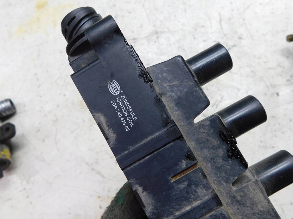 Bmw e36 316 1.6b 94r катушка зажигания Киев