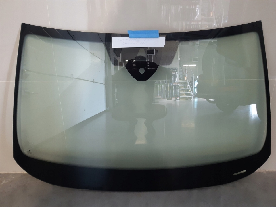 фото №1, Стекло передняя skoda superb 20r камера датчик оригинал