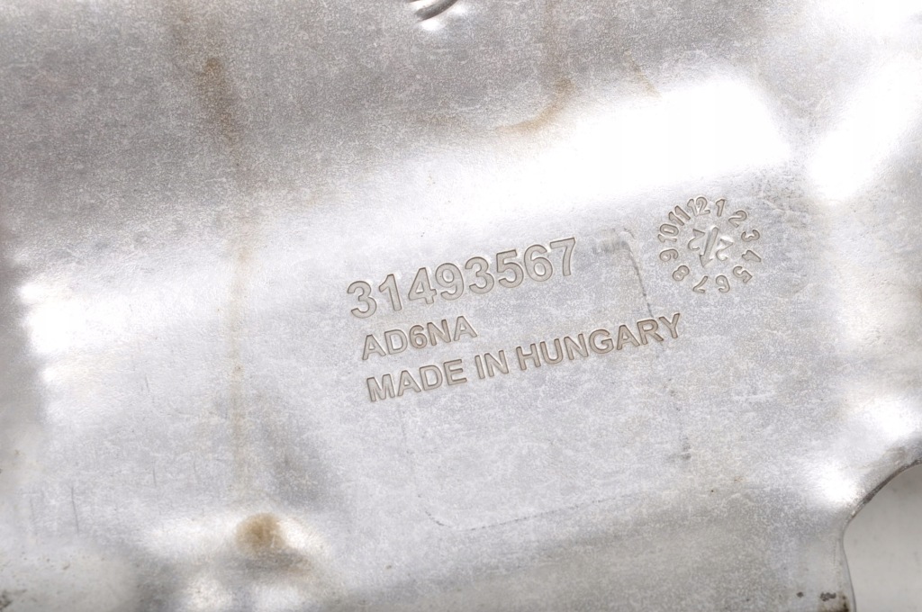 Volvo xc90 2 v90 xc40 xc60 2 2.0 b5 накладка тепловая 31493567 Недорого