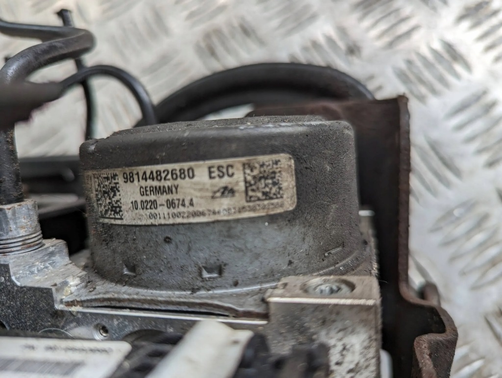 фото №7, Citroen c4 cactus 2014-2020 1.2 vti насос abs