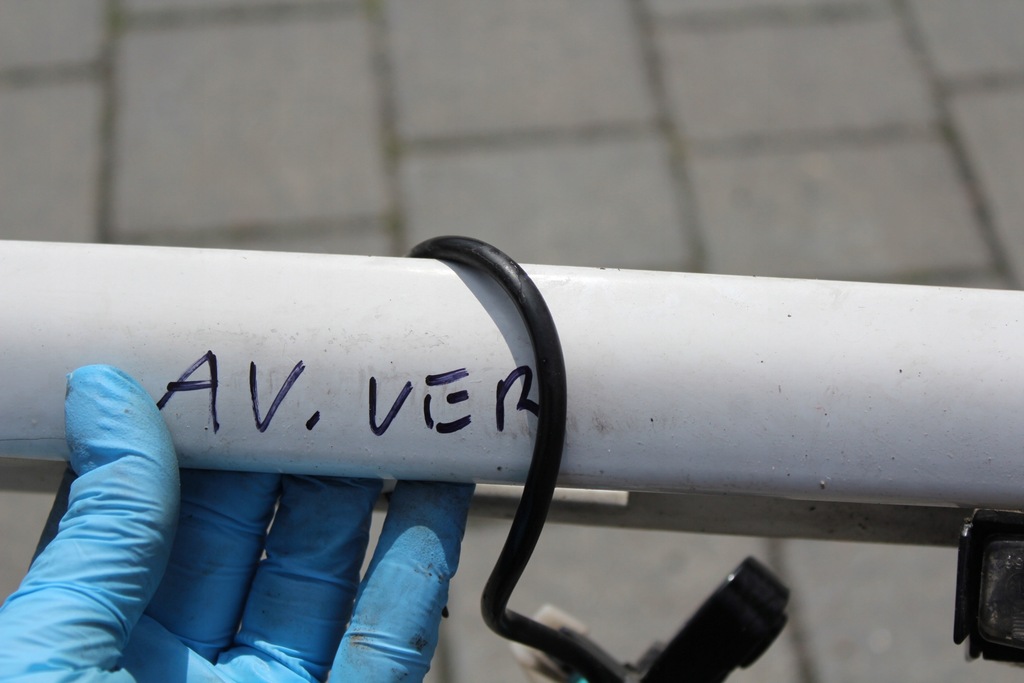 фото №7, Avensis verso молдинг накладка освещение номерного знака rej освещение контактор