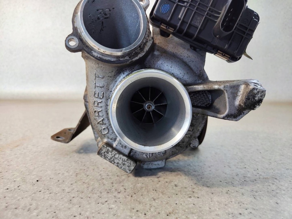 фото №7, Турбина турбонагнетатель 7823202 bmw 7 f01 f02 f03 f04 3.0 d n57d30a