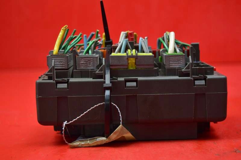 фото №5, Коробка запобіжників bsi 9568205480 citroen berlingo i 1.4 8v 75 km 96-02