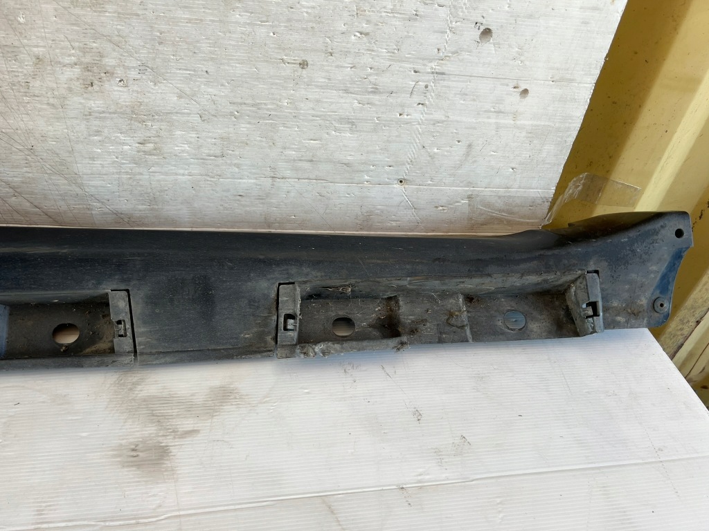 фото №8, Toyota avensis молдинг поріг права поріг правий 75851-05050