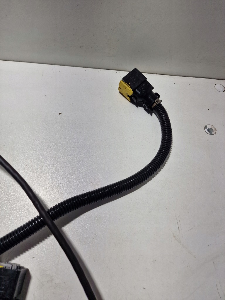 Электропроводка глушителя nox датчик выхлопных газов scania r euro 6 1563110 1584520 Цена