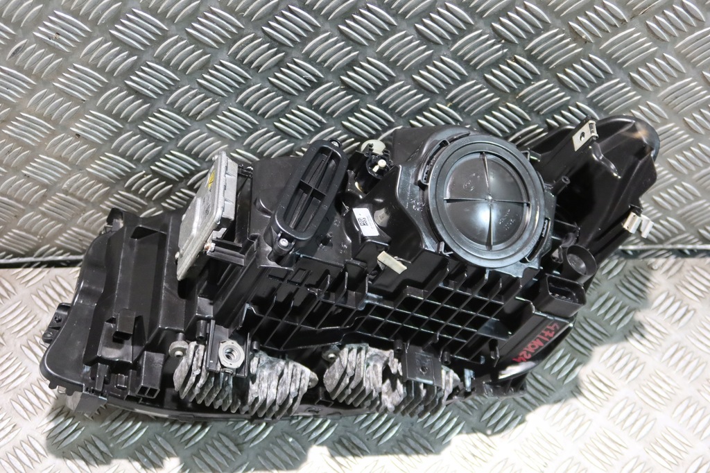 фото №7, Лампа правый перед led комплектная bmw f30 / f31