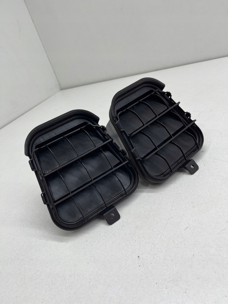 фото №12, Audi a6 c7 avant решётка вентиляционная багажника