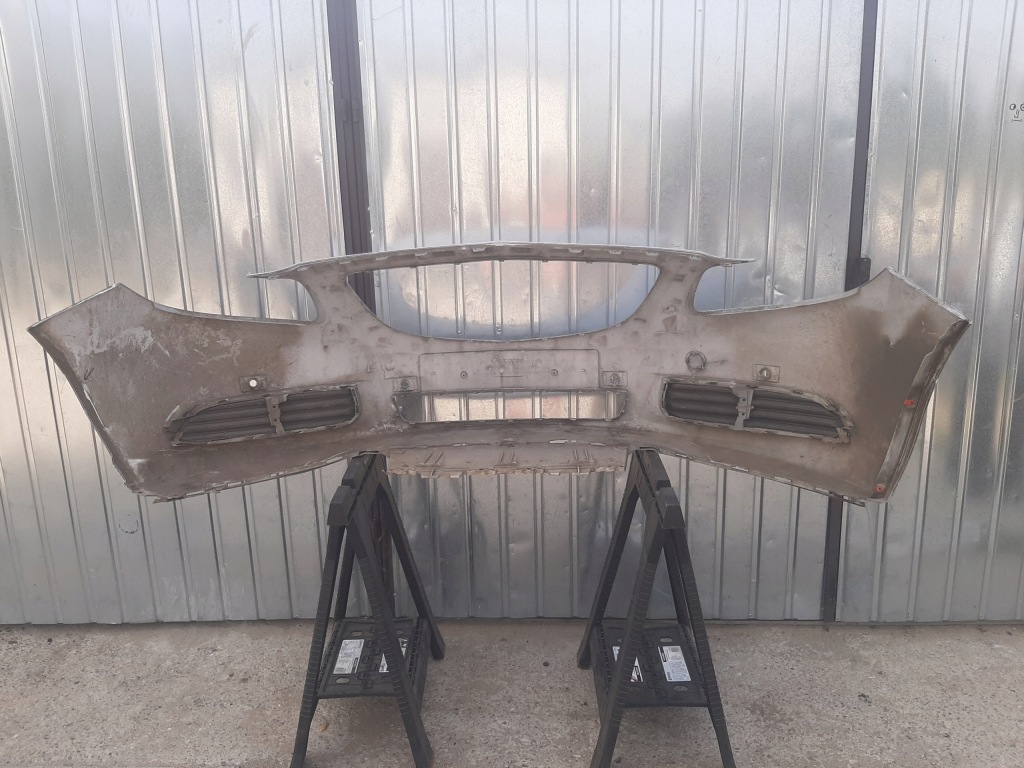 Бампер перед передний opel insignia a 2008-2013 pdc под датчики в Украине