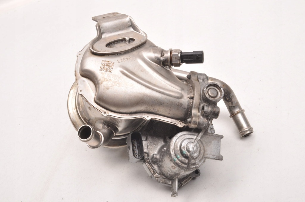 фото №9, Ford tourneo connect mk3 2.0 eco радиатор выхлопных газов 05l131512d