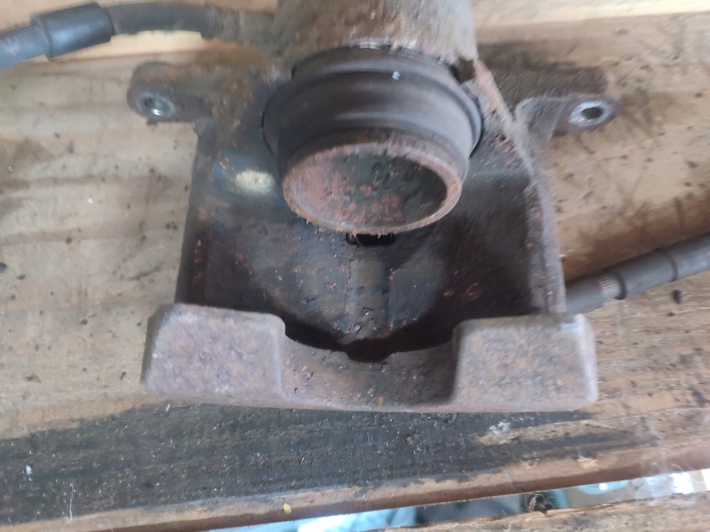 фото №4, Mazda 6 ii gh суппорт правый левый перед 2.2 mzr-cd