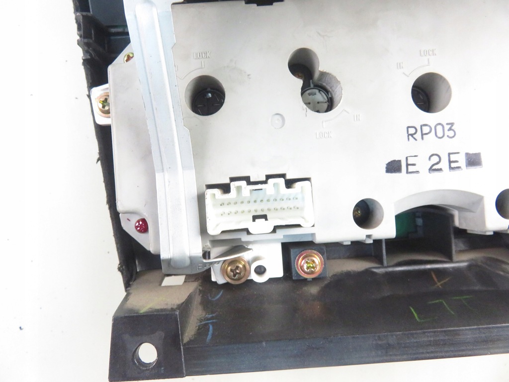 фото №10, Радіо mazda 6 station 041210a243