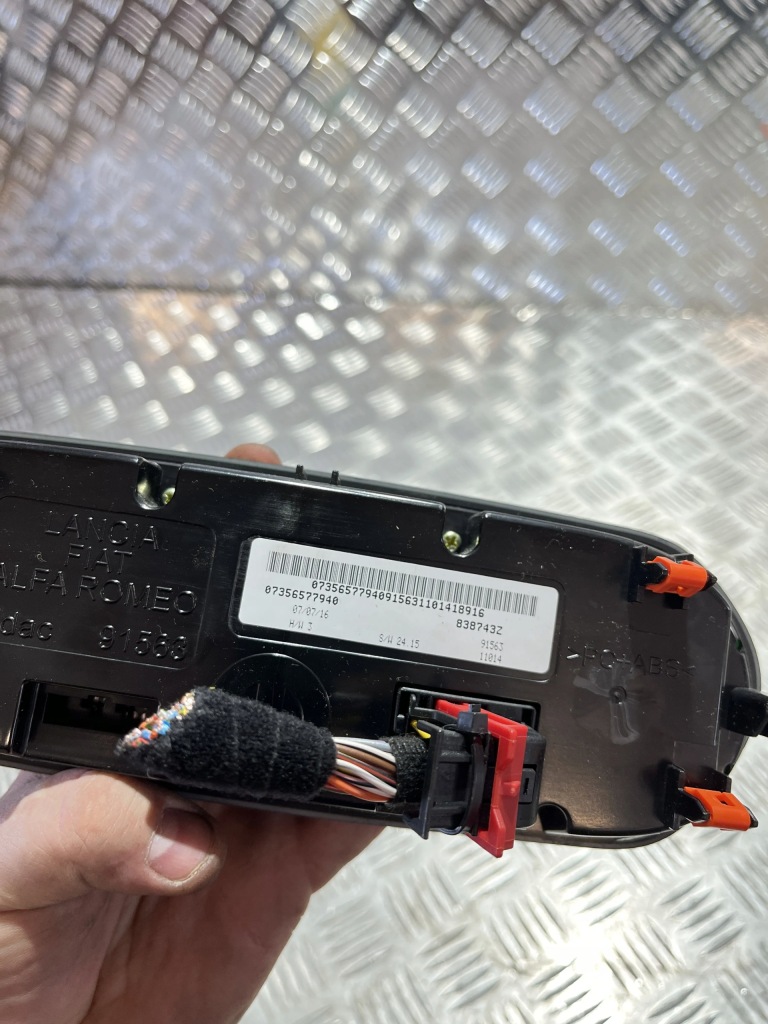 фото №2, Панель обдув кондиционера jeep renegade 14- 07356577940