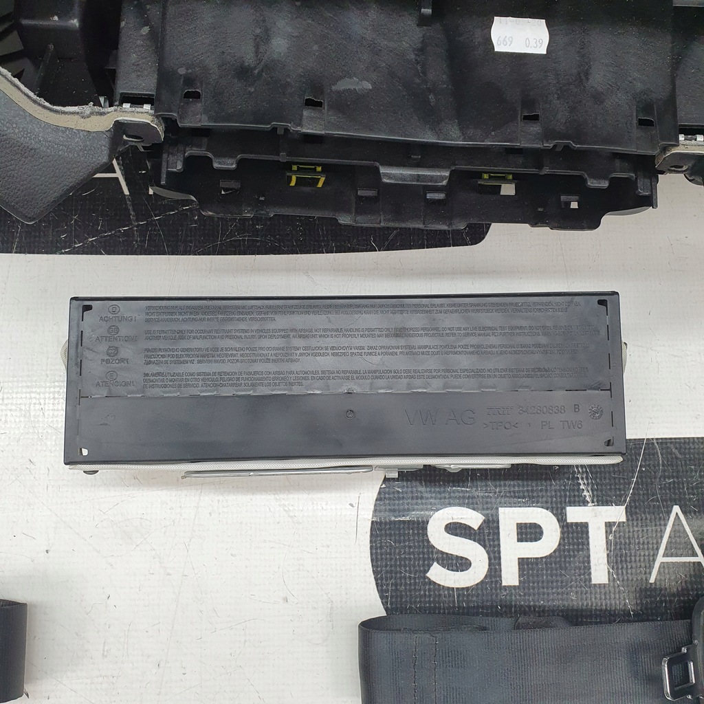 фото №8, Octavia iv 4 приборная панель консоль подушки безопасности ремни подушка безопасности