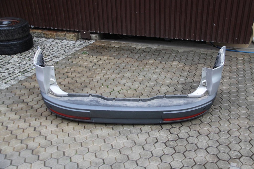 фото №1, Бампер задний ford galaxy mk2 mk3 07r код лакокрасочного покрытия 66
