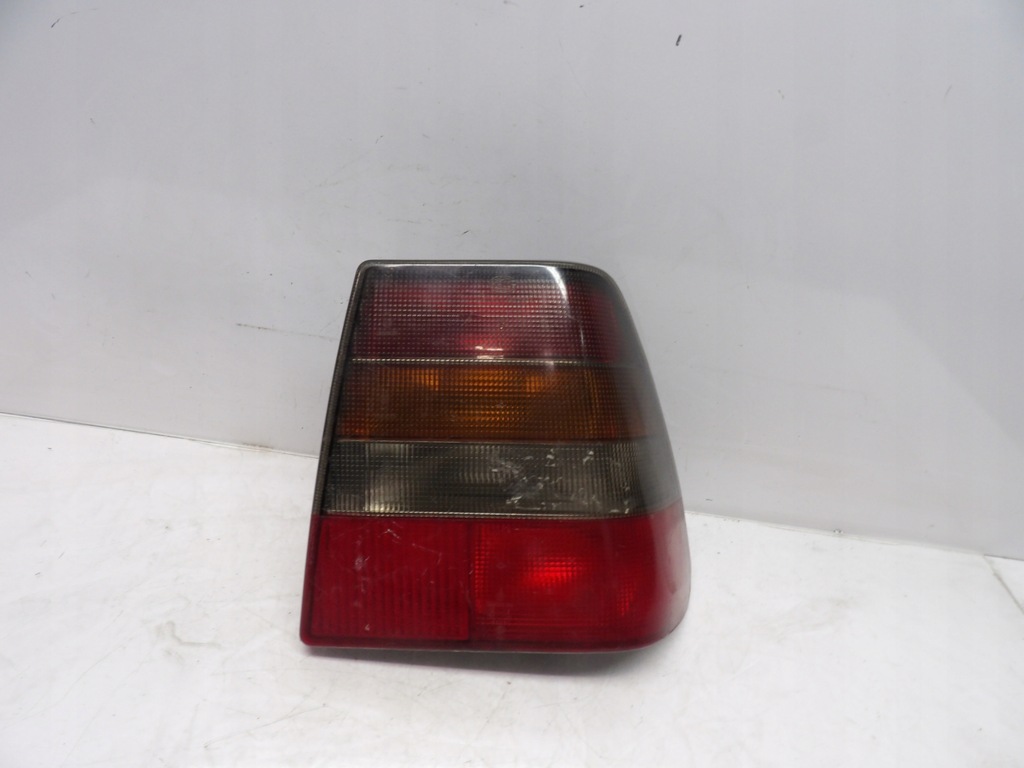 фото №1, Лампа правая задняя saab 9000