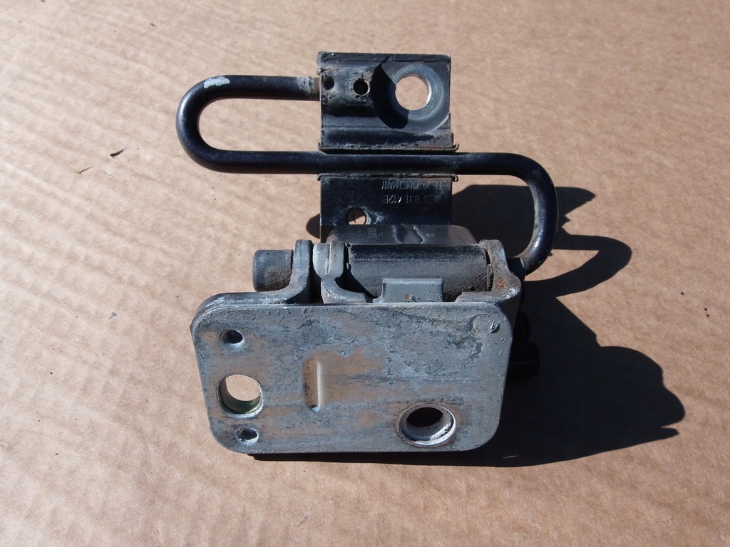 фото №4, Петли дверь правый перед audi a6 c6 eur