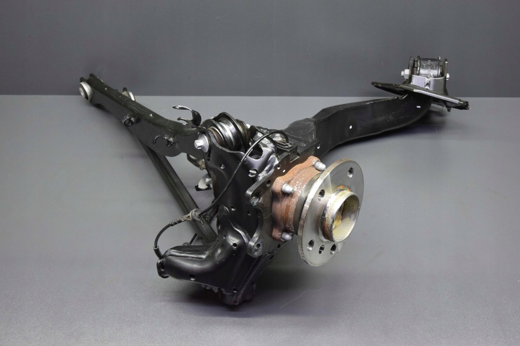 фото №1, Поворотний кулак права важіль mini cooper f54 f60 jcw