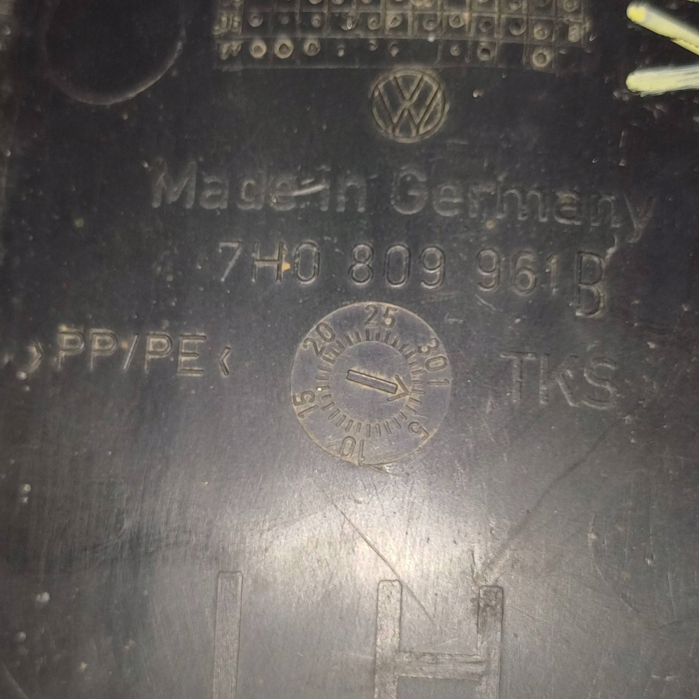 фото №11, Подкрылок левый перед vw transporter t5 7h0809961b