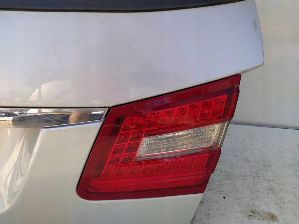 фото №7, Mercedes e w212 kombi крышка багажника задняя задняя