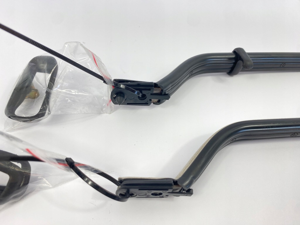 Ручки обшивки потолка крепления комплект mercedes 190 w201 Недорого