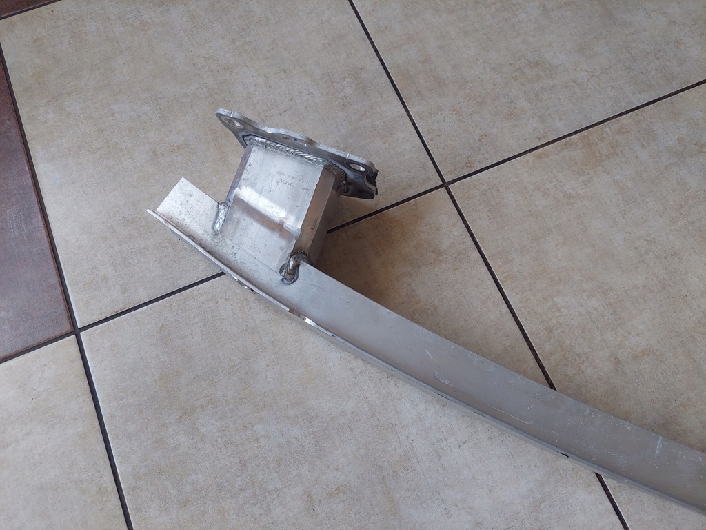 фото №7, Балка бампера - задняя - audi a6 c8 - 4k0