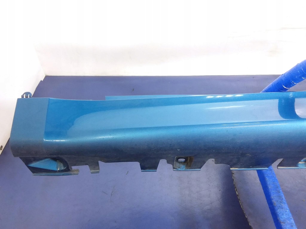 Bmw x5m f85 молдинг поріг ліва c16 Недорого