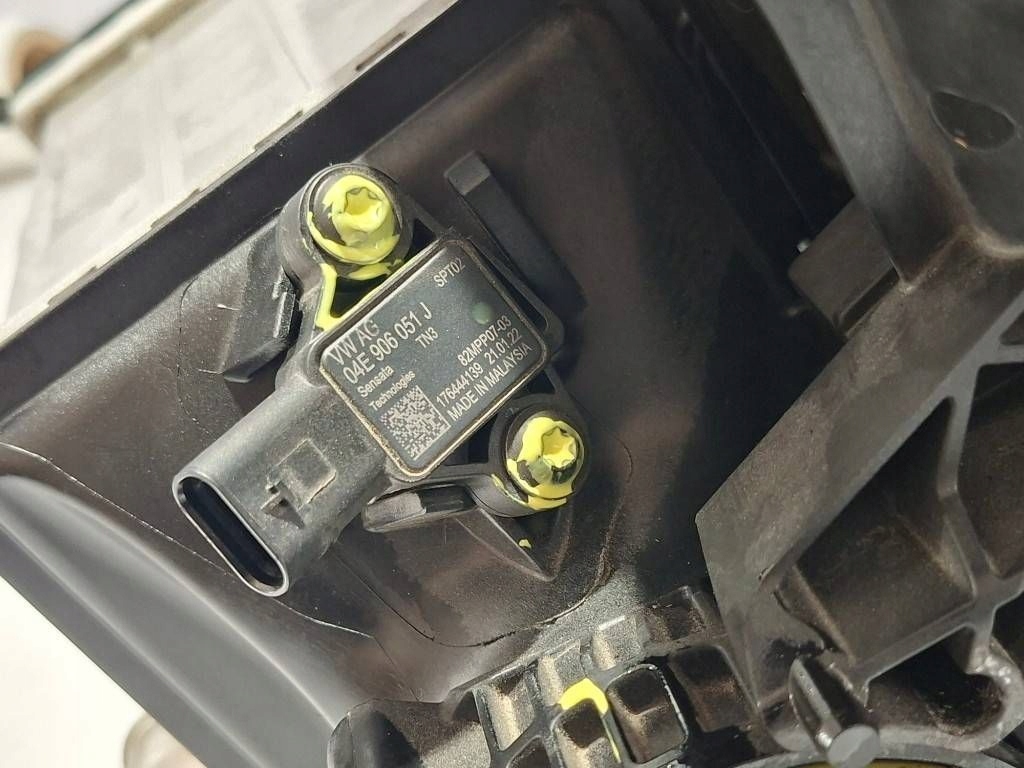 фото №12, Seat arona 2022r. колектор всмоктуючий радіатор інтеркулер пробіг 37.000km