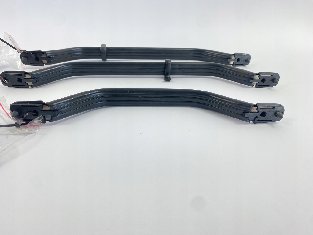 Ручки обшивки потолка крепления комплект mercedes 190 w201 Цена