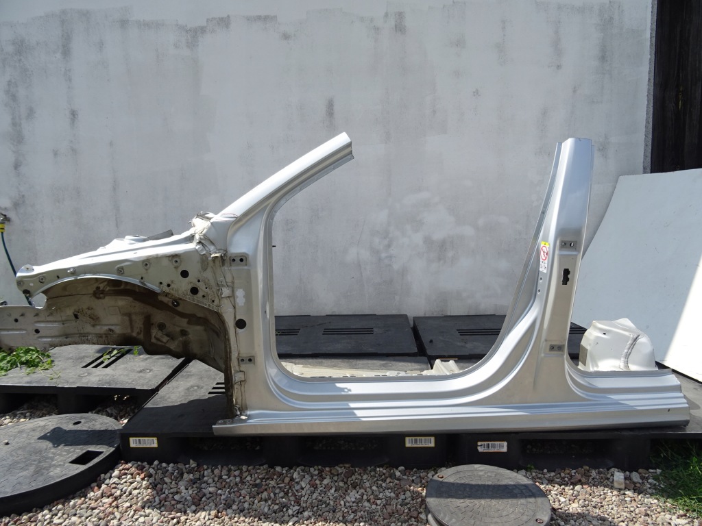 фото №1, Skoda octavia 4 iv kombi лонжерон чверть лівий перед блок двигуна пороги la7w