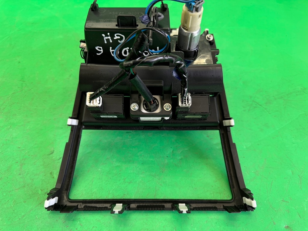 фото №12, Рамка захист домкрата dekor чохол попільничка mazda 6 ii gh lift 07-12