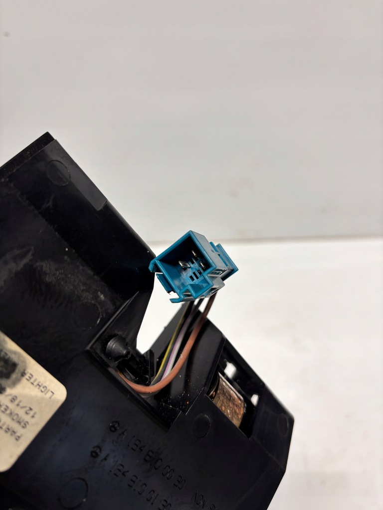 фото №6, Бардачок попільничка mercedes w164 ml x164 gl 1648100030