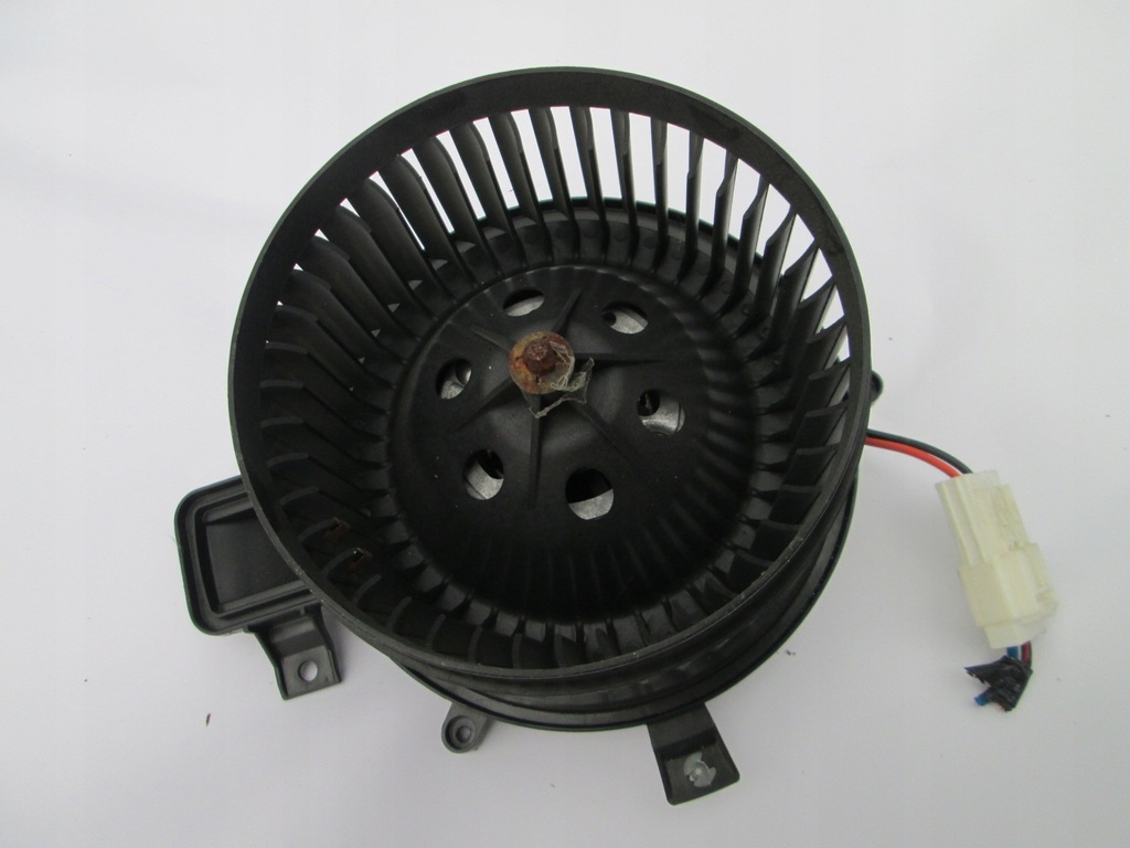 фото №9, Chrysler 300 ii 14r повітродувка вентилятор салону обдув перед 300s lift