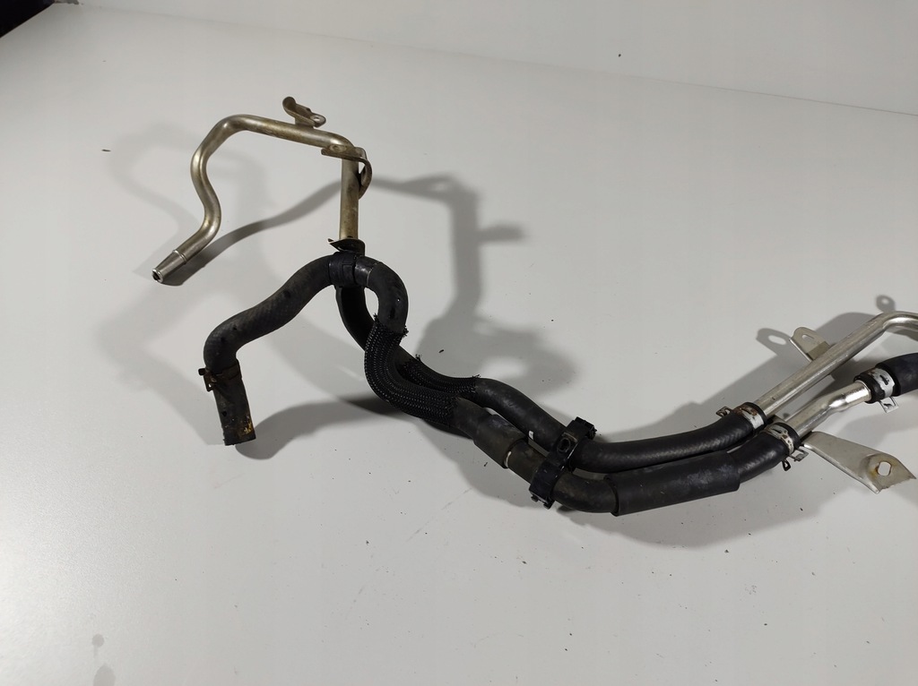 фото №5, Lexus is300h 13r wąż шланг wody